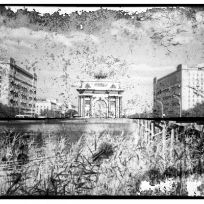 From the “OLD TOWN” series - the river of life did not pass the Arc de Triomphe