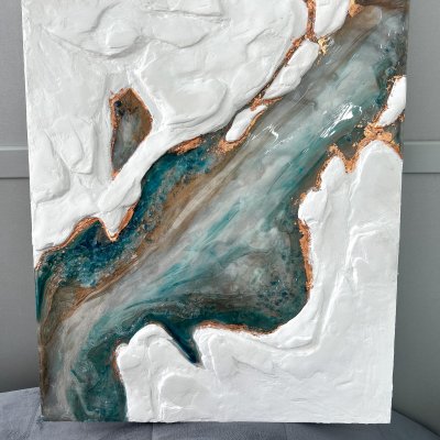 Three-dimensional panel with epoxy resin, potale and textured paste