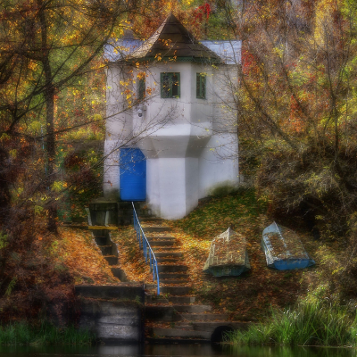 Boathman's House. Autumn Rainbow