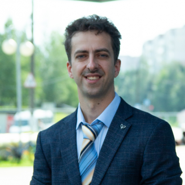 aleksandr alaverdiev