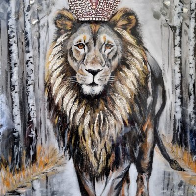 Lion in the crown