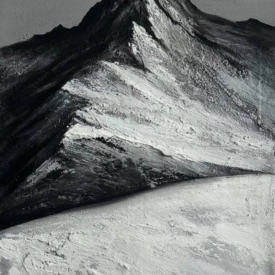 Mon-Mon 01, Monochromatic Mountains, Black and white peaks