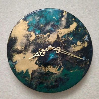 Wall clock “Malachite”