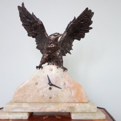 Fireplace watch with eagle