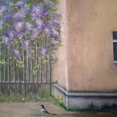 Magpie and lilac.