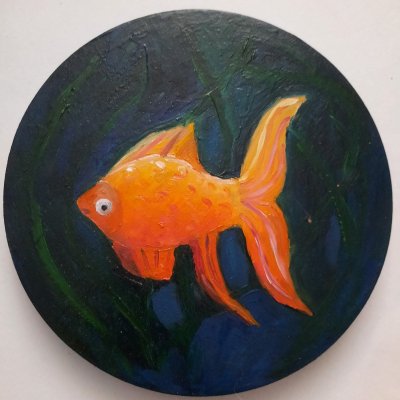 Золотая рыбка в глубине