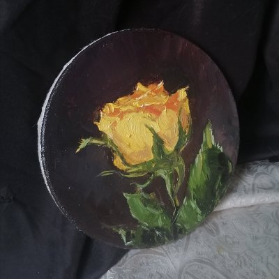 Yellow rose