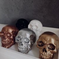 Skull Figurine Mini