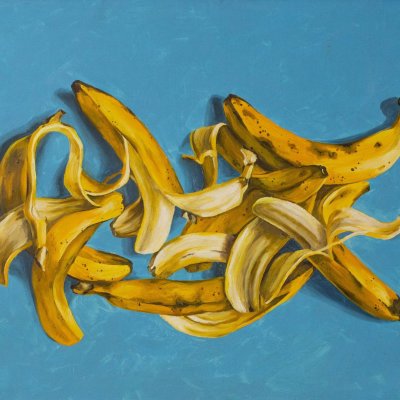 Бананы на блакiтным фоне