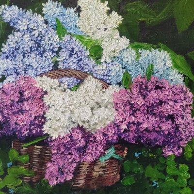 Lilacs in the basket